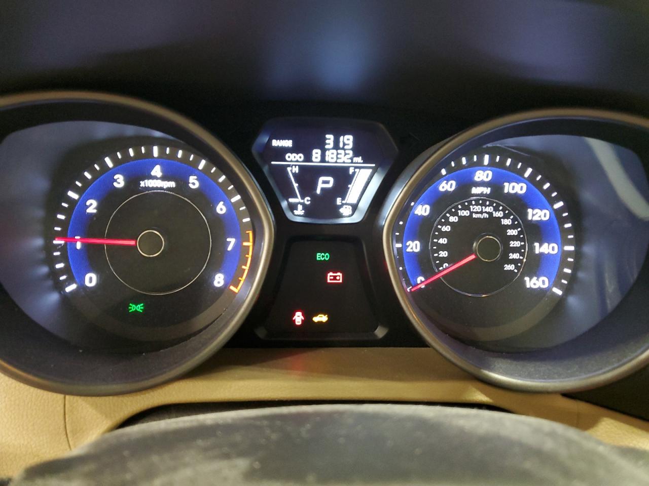 2013 Hyundai Elantra - Image 9