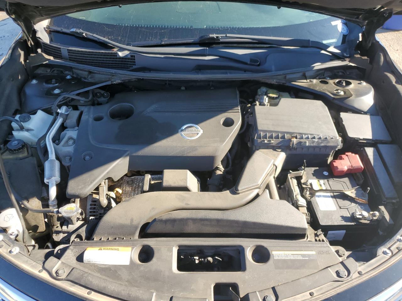 2015 Nissan Altima - Image 12