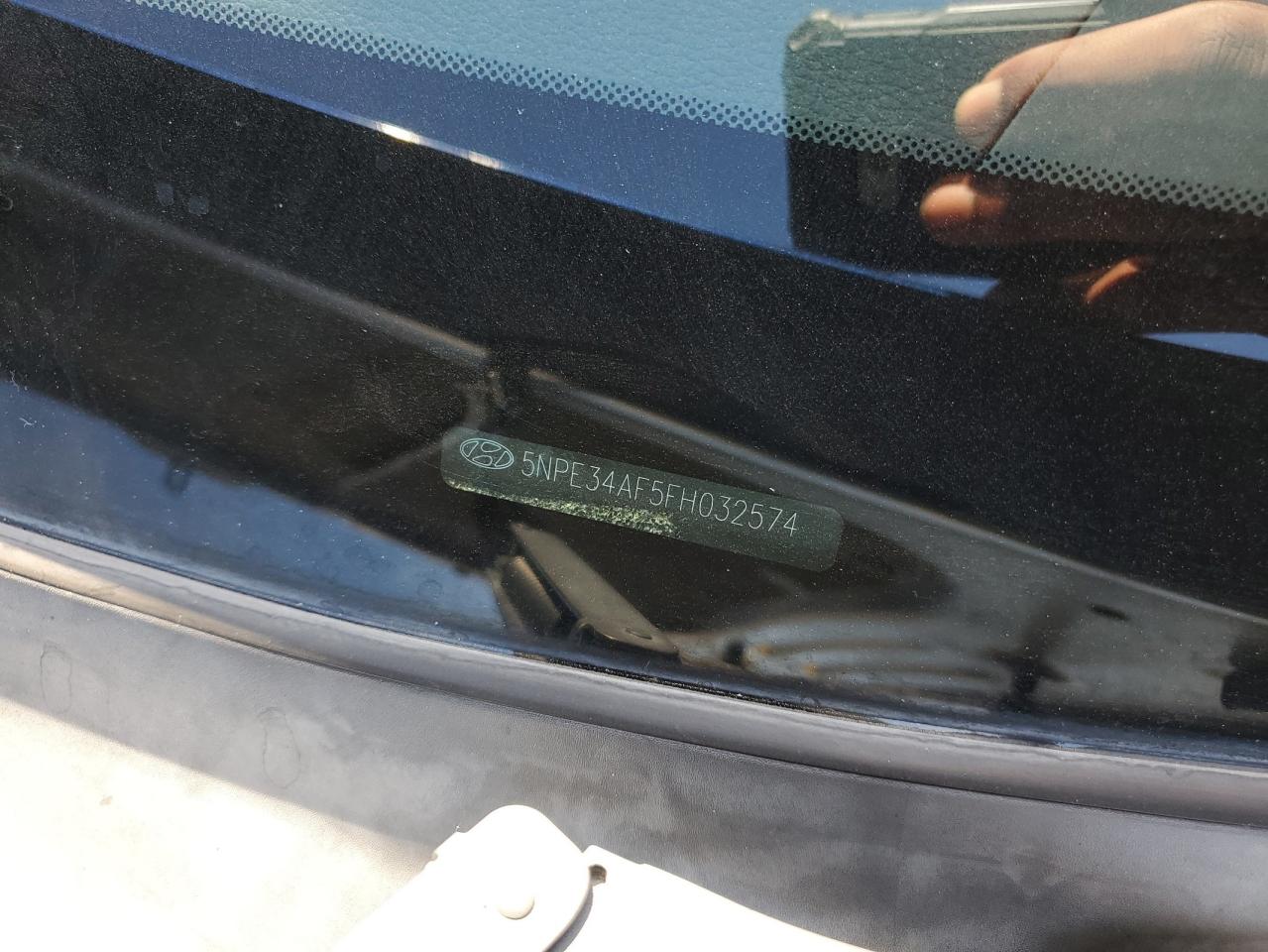 2015 Hyundai Sonata - Image 12