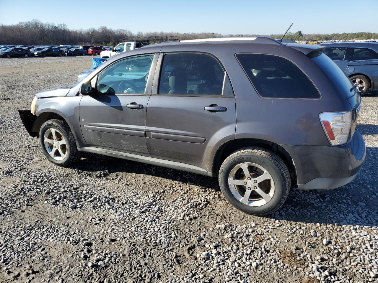 2007 Chevrolet Equinox - Image 2