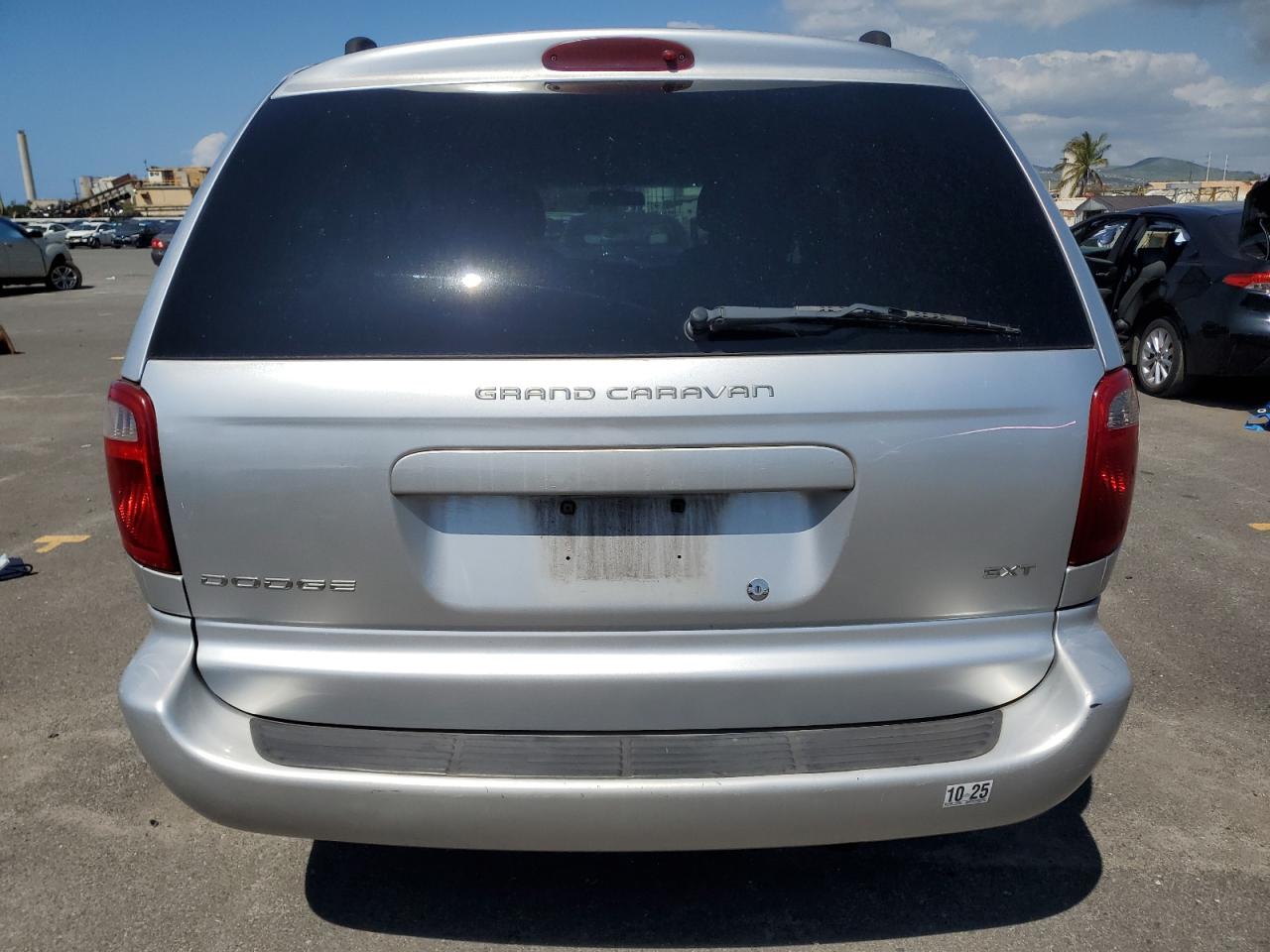 2004 Dodge Caravan - Image 6