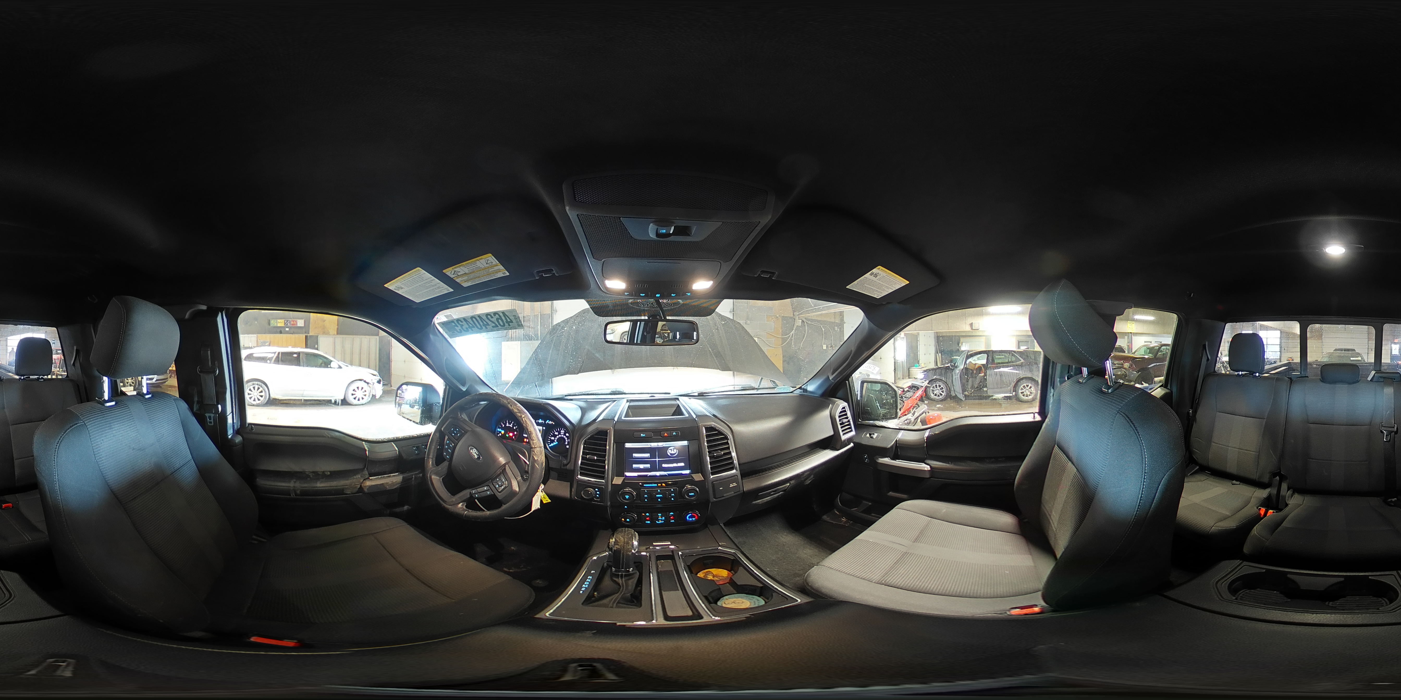 2015 Ford F-150 - Image 12