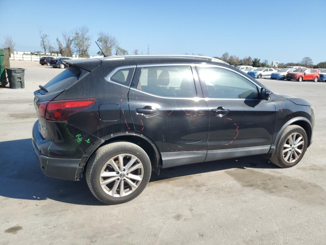 2019 Nissan Rogue - Image 3