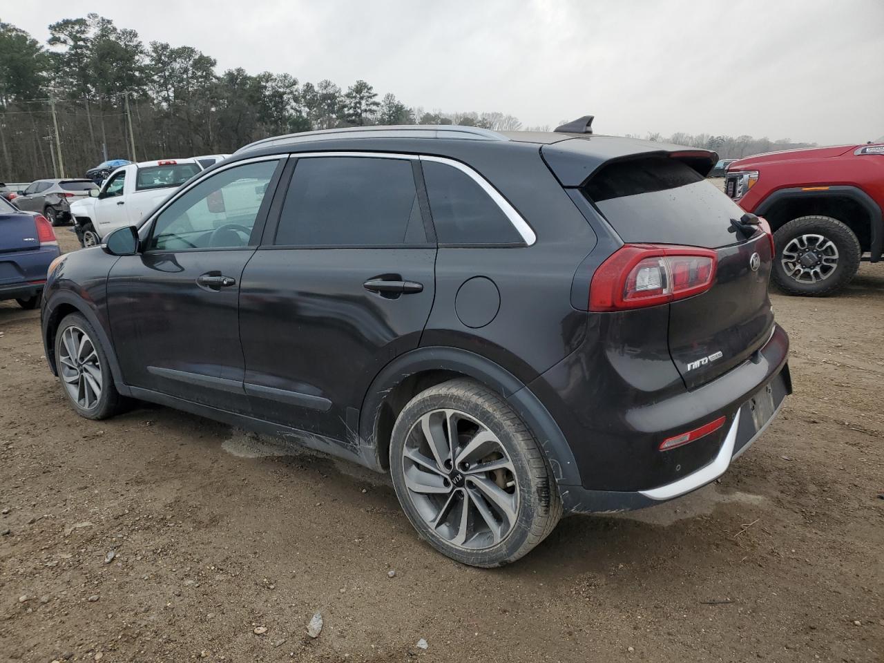 2017 Kia Niro - Image 2