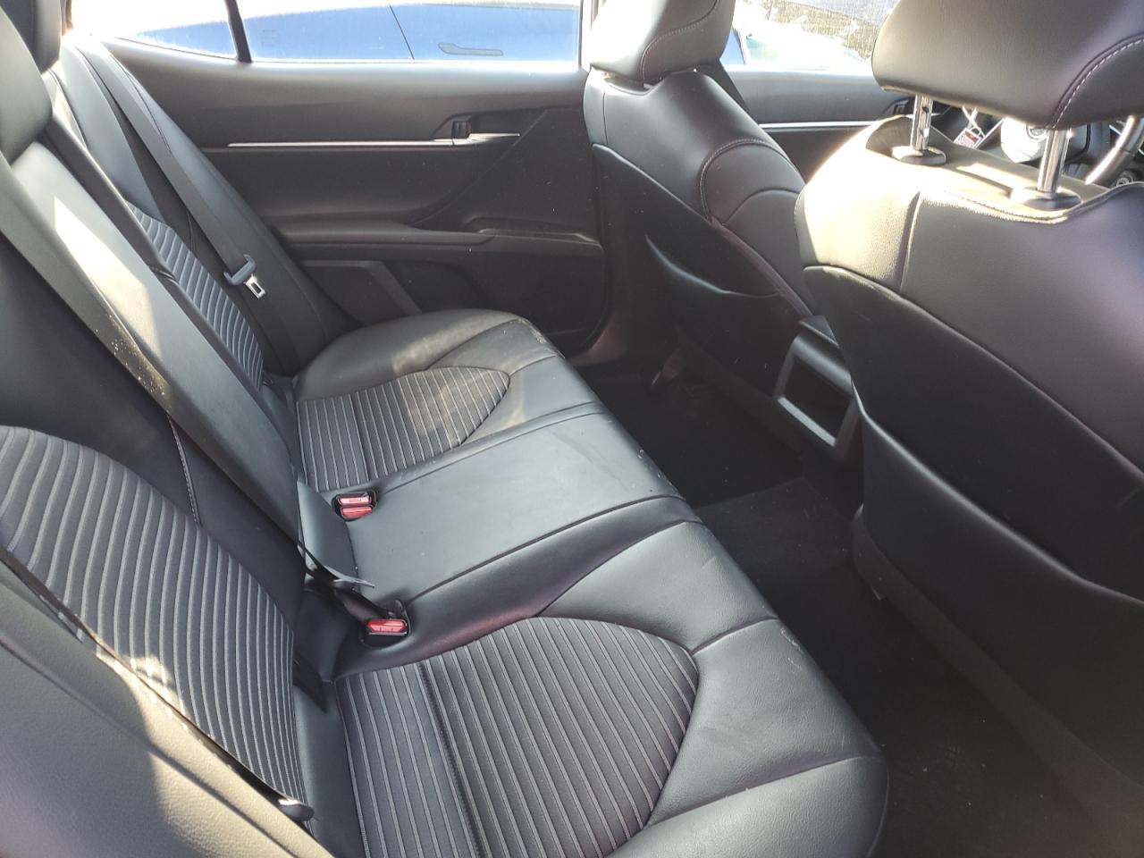 2021 Toyota Camry - Image 10