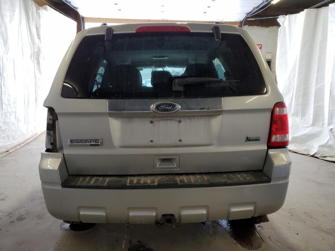 2010 Ford Escape - Image 6