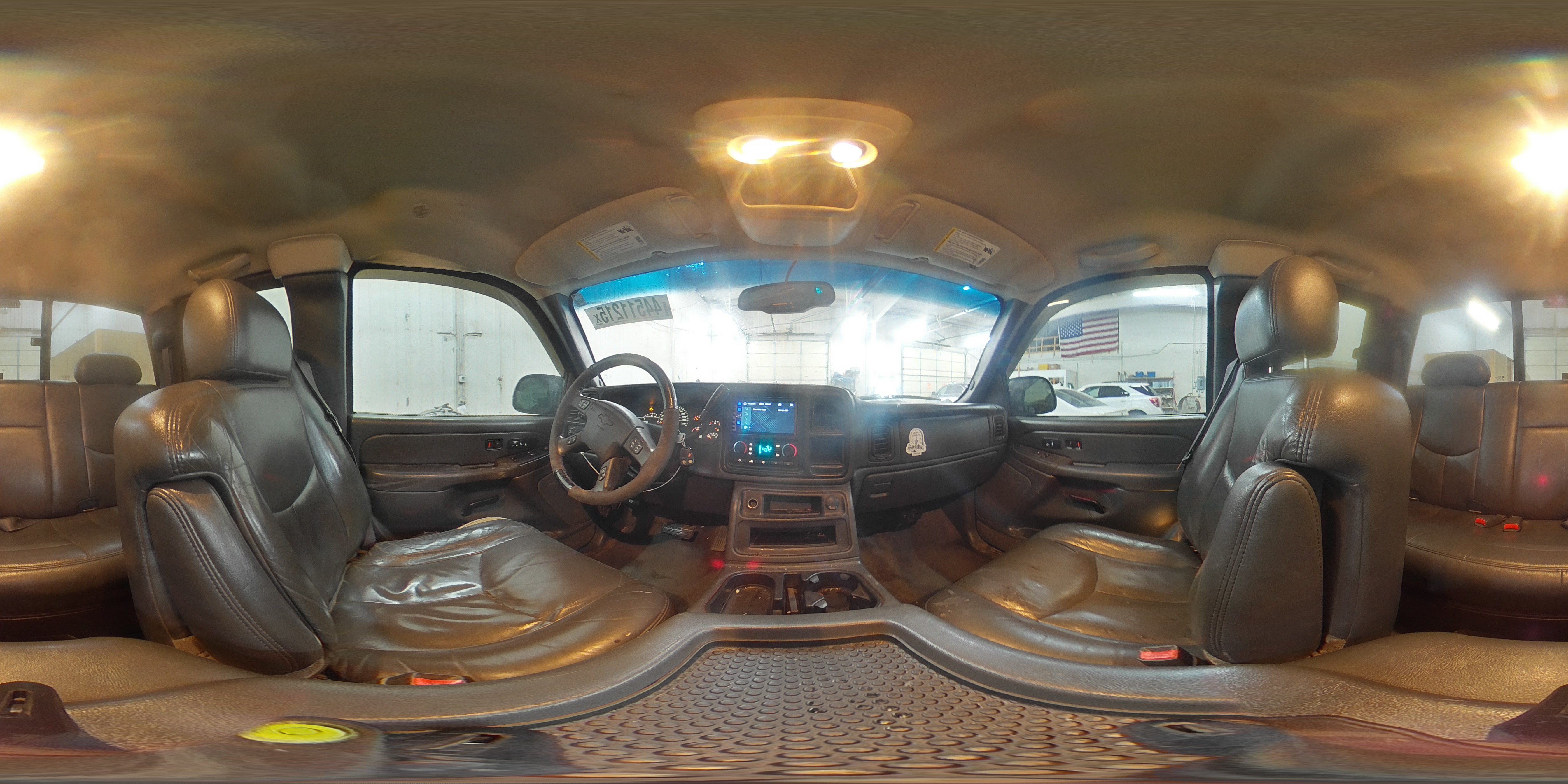2005 Chevrolet Silverado - Image 12