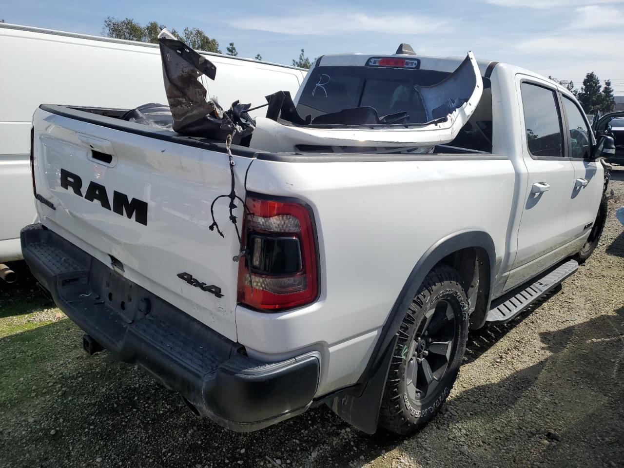 2020 RAM 1500 - Image 3