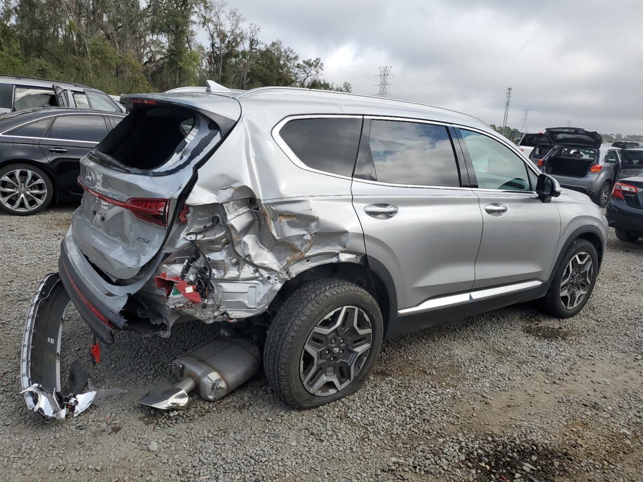2021 Hyundai Santa Fe - Image 3