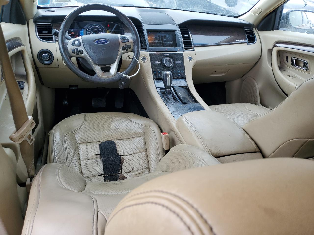 2017 Ford Taurus - Image 8