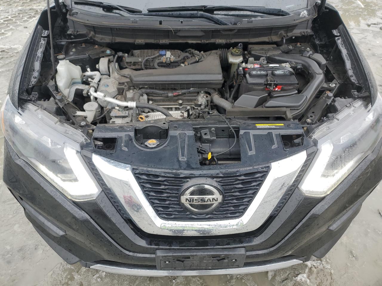 2020 Nissan Rogue - Image 12