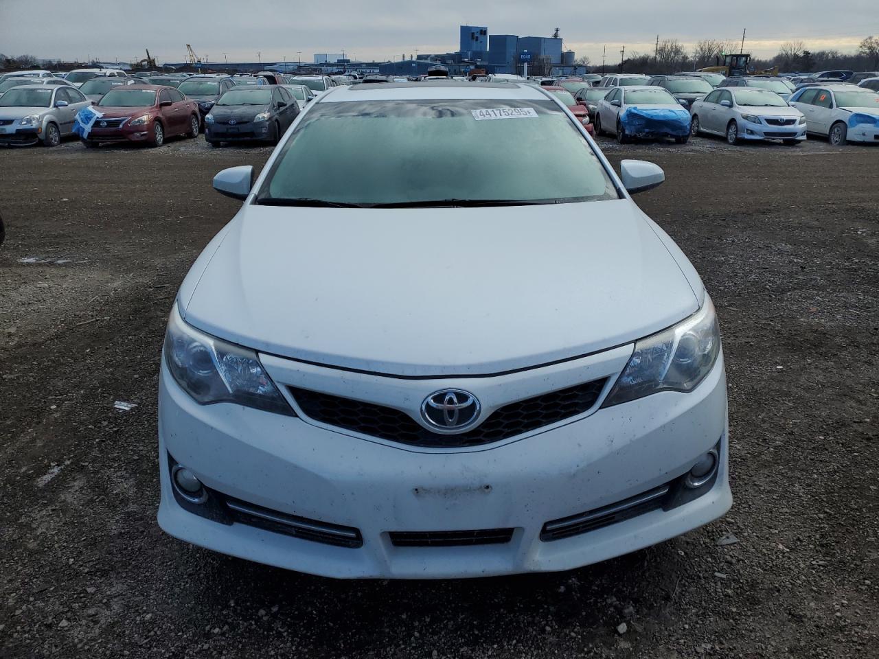 2014 Toyota Camry - Image 5