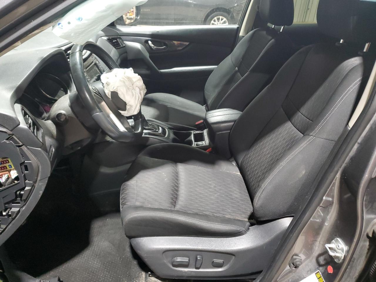 2018 Nissan Rogue - Image 7