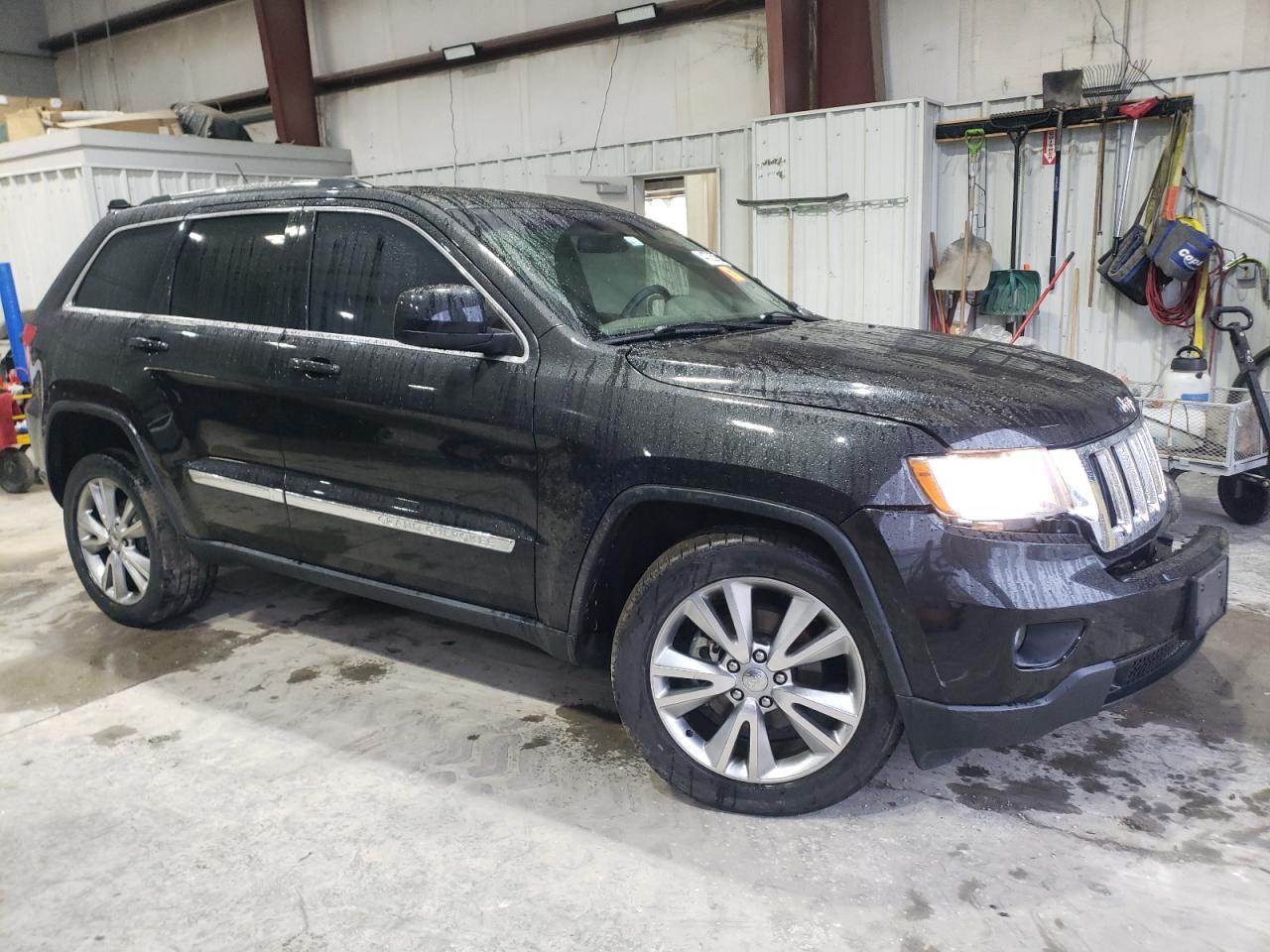 2013 Jeep Grand Cherokee - Image 4