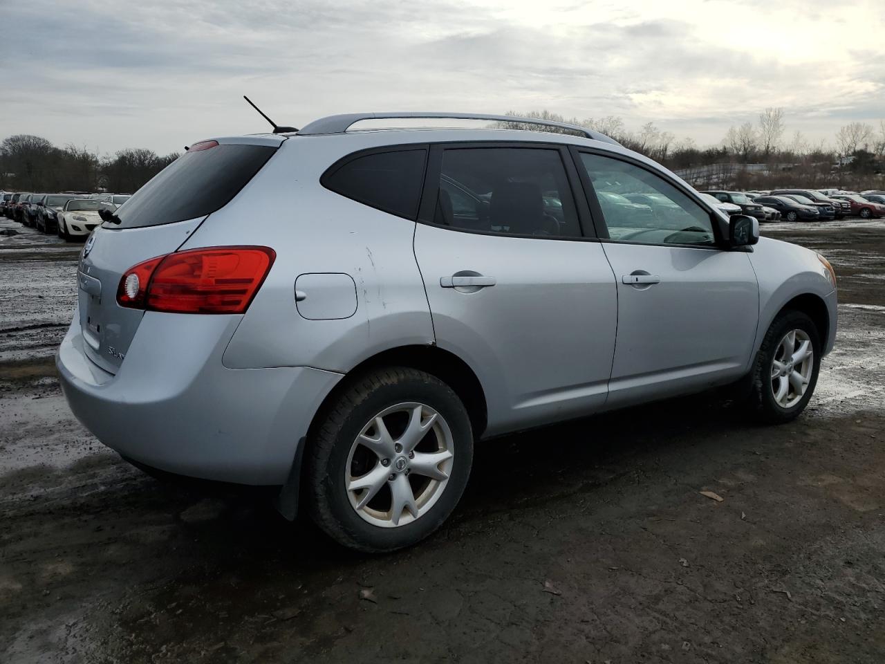 2008 Nissan Rogue - Image 3