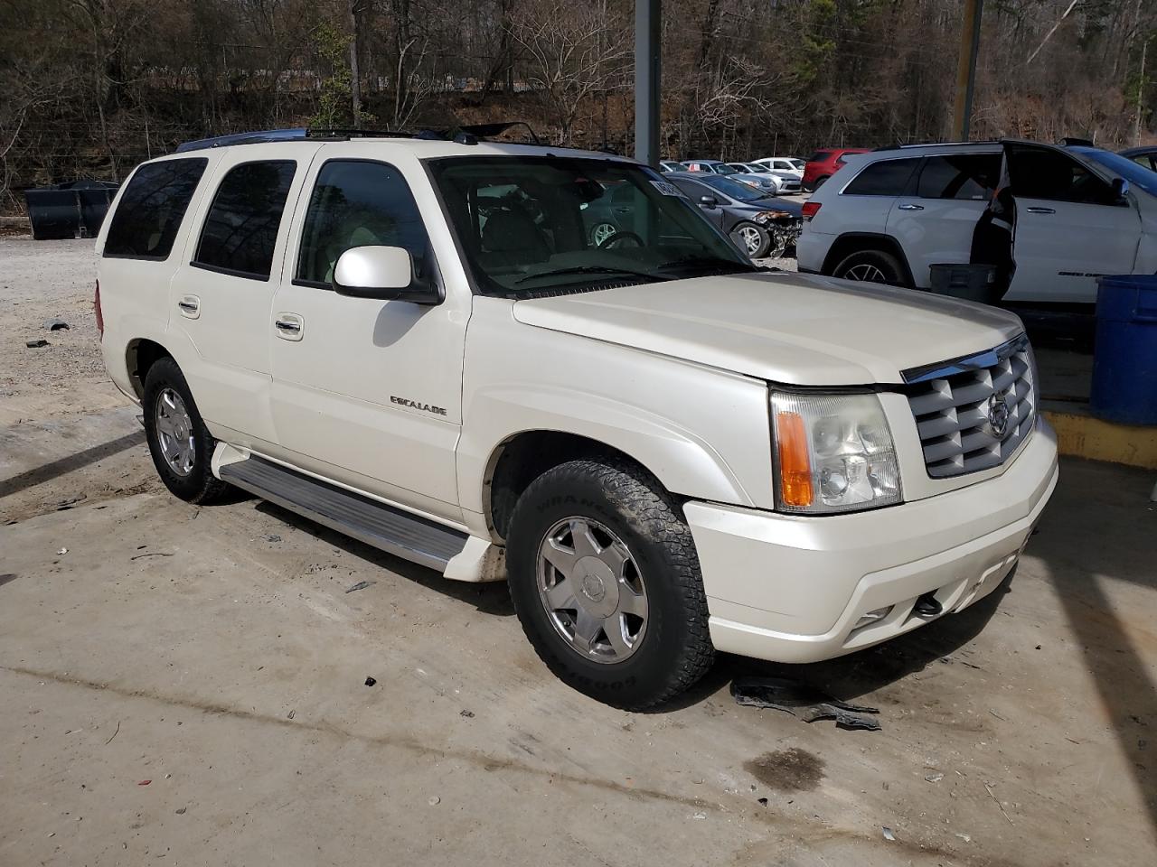 2005 Cadillac Escalade - Image 4