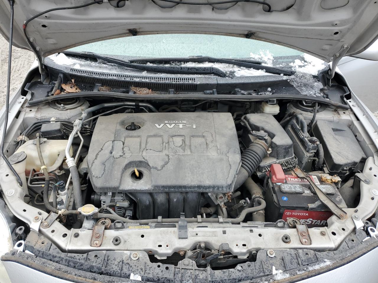 2010 Toyota Corolla - Image 12