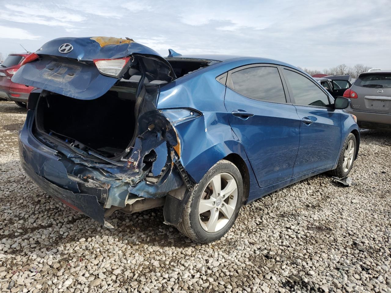 2013 Hyundai Elantra - Image 3
