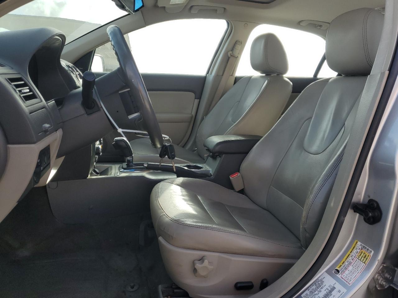 2010 Ford Fusion - Image 7