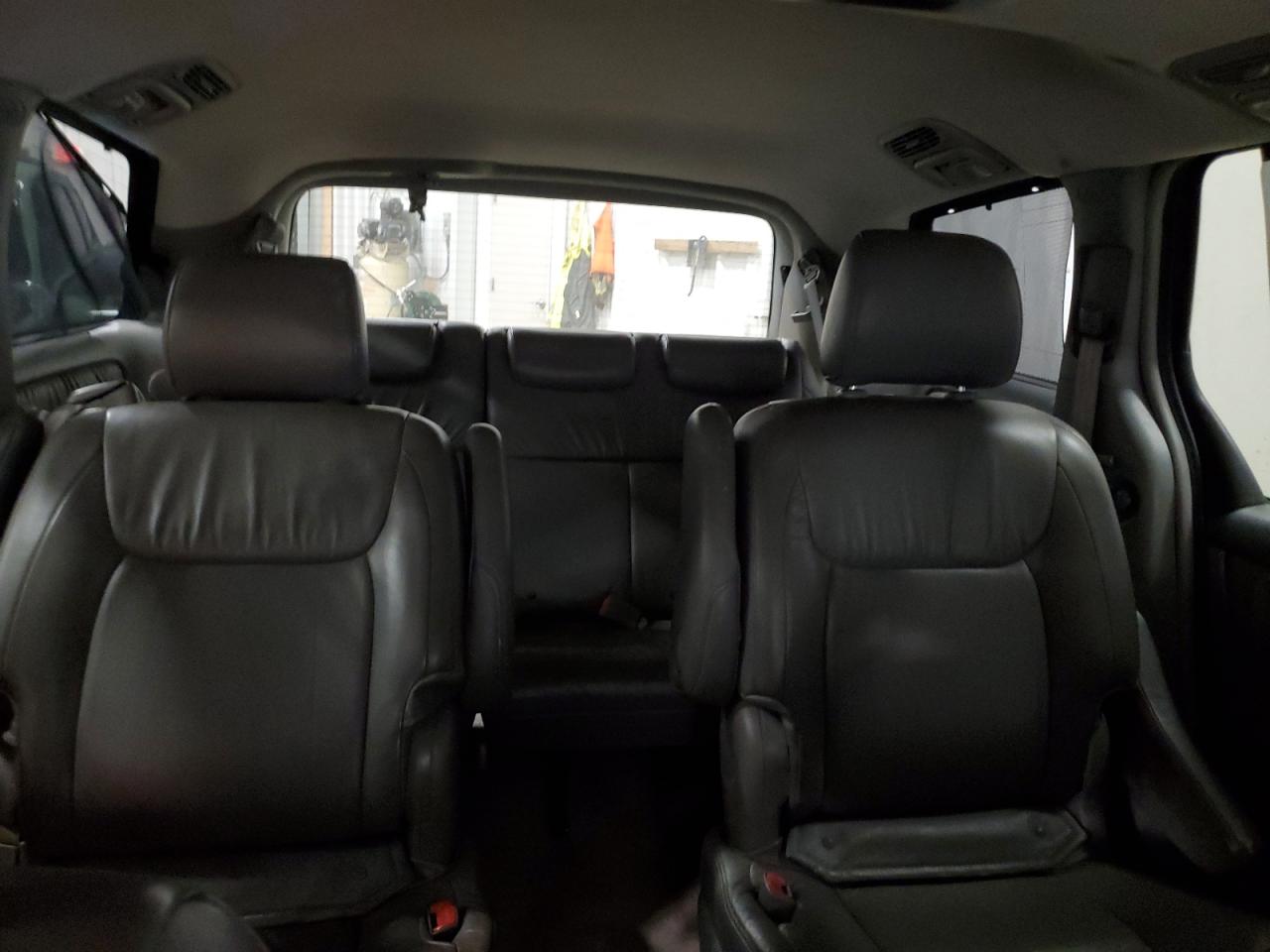 2006 Toyota Sienna - Image 10