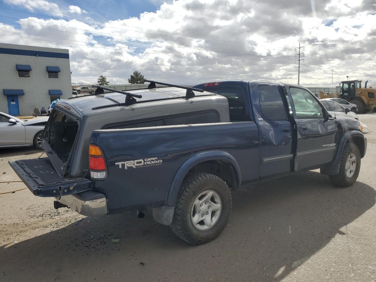 2004 Toyota Tundra - Image 3
