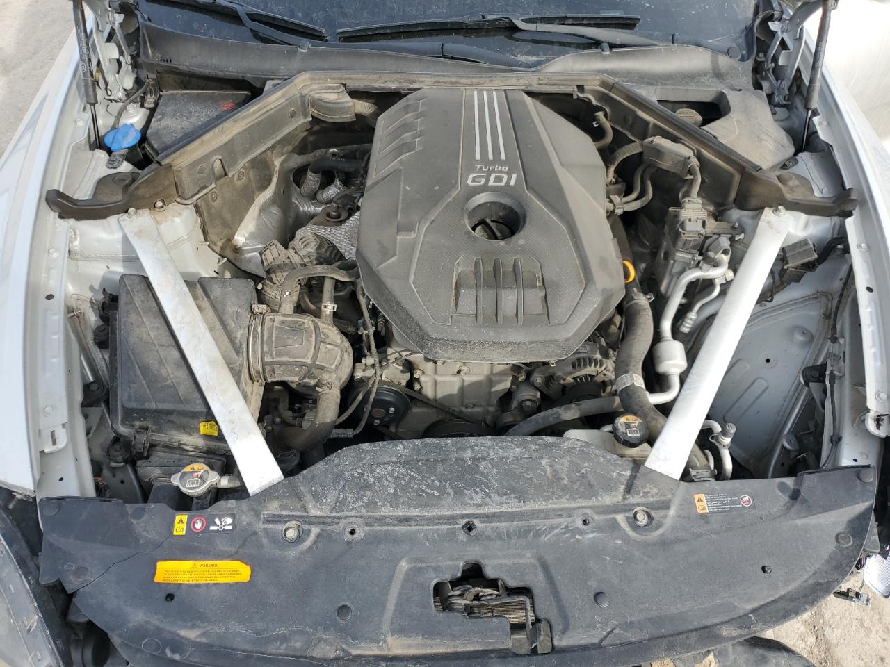 2018 Kia Stinger - Image 12