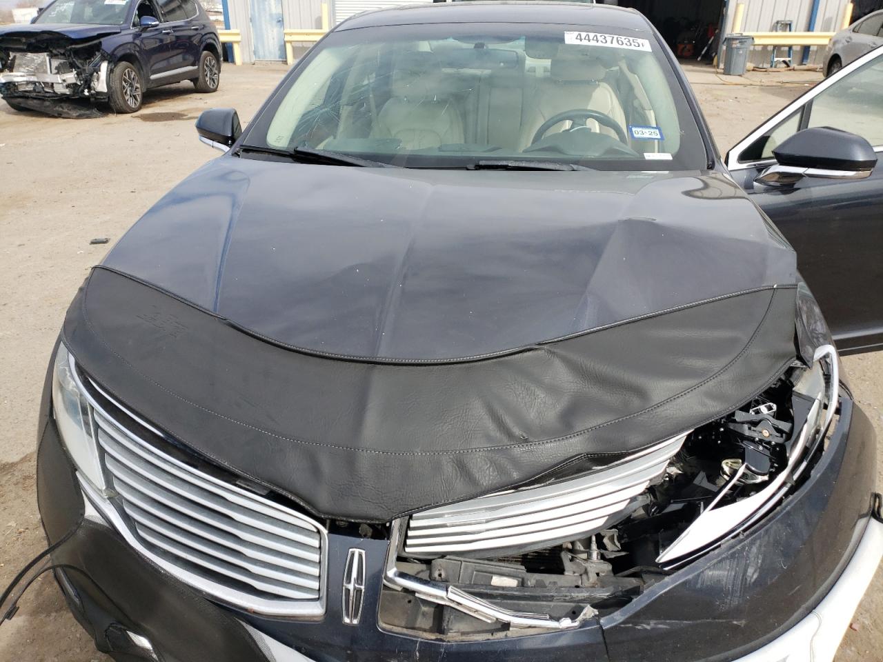 2014 Lincoln MKZ - Image 12