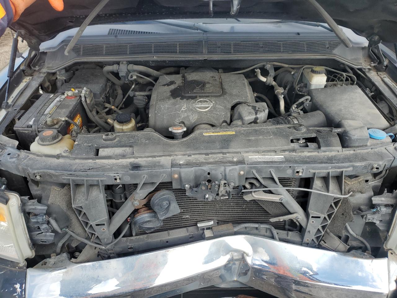 2012 Nissan Titan - Image 13