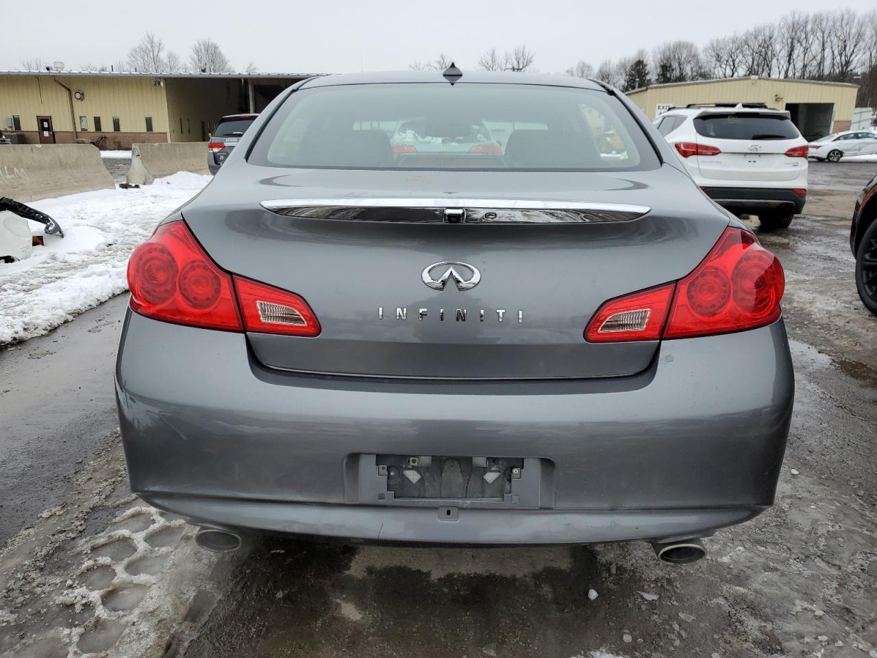 2012 Infiniti G - Image 6