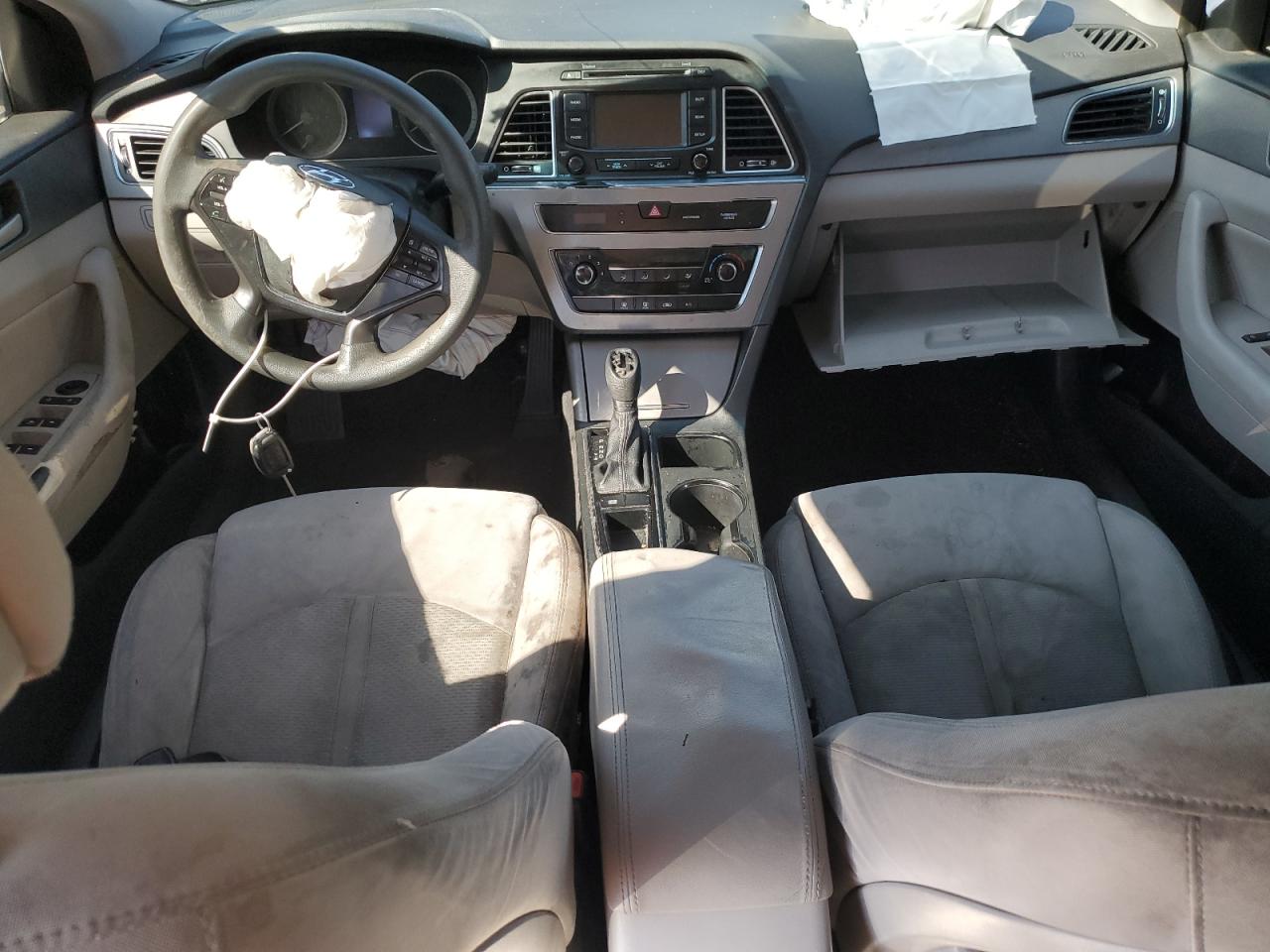 2015 Hyundai Sonata - Image 8