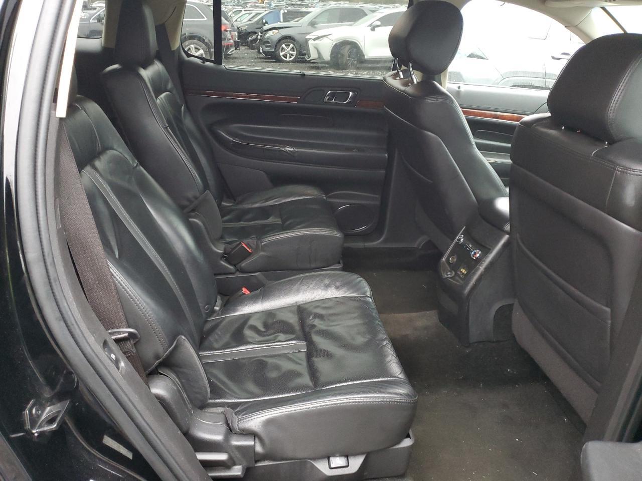 2018 Lincoln Mkt VIN: 2LMHJ5AT6JBL0123X Lot: 46800495