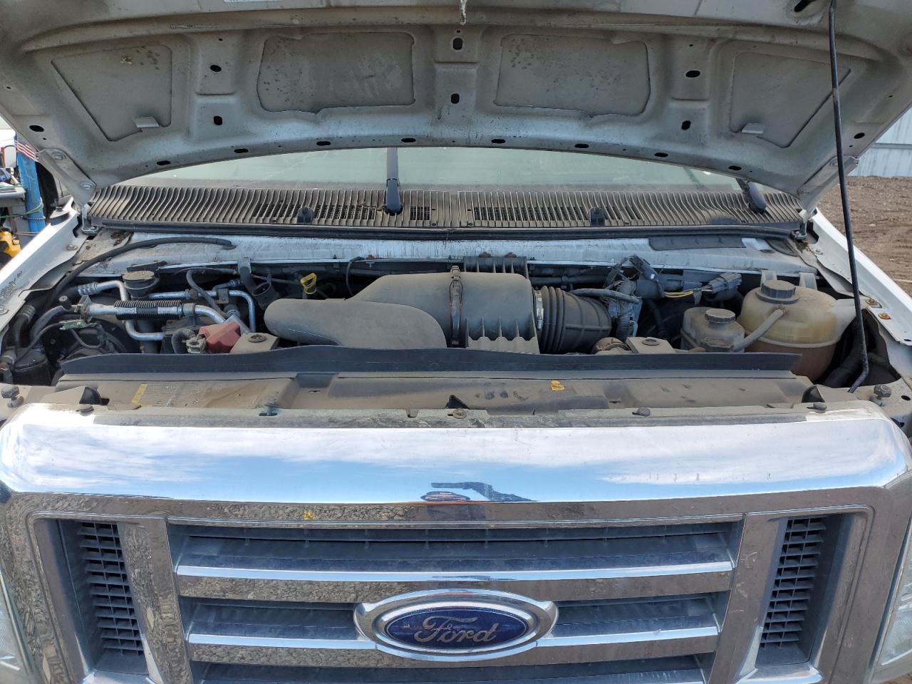 2011 Ford Econoline E350 Super Duty Wagon VIN: 1FBSS3BL6BDA90217 Lot: 43272975