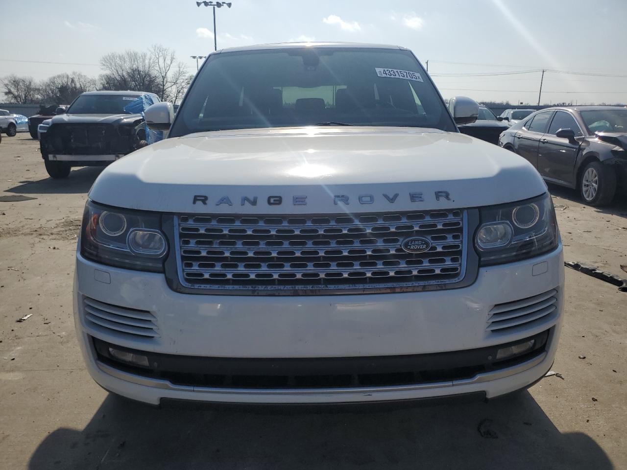 2014 Land Rover Range Rover - Image 5