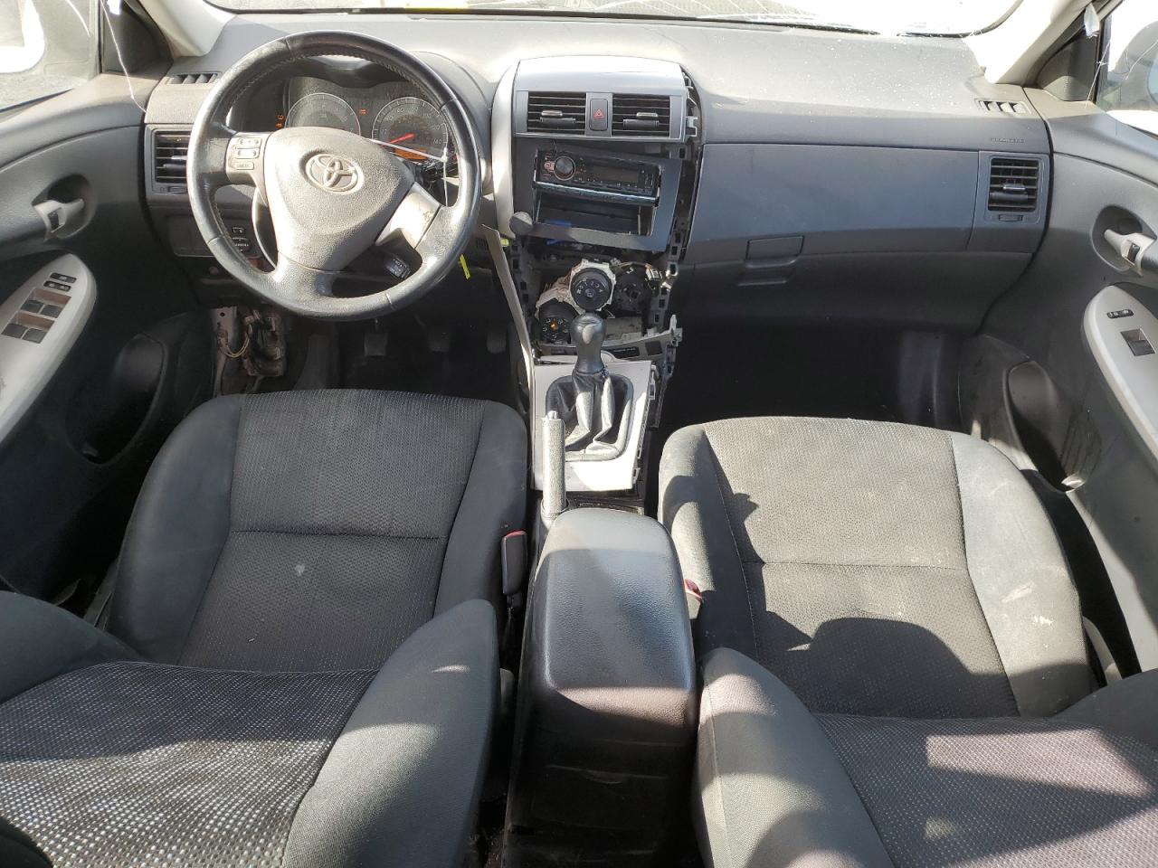 2010 Toyota Corolla - Image 8