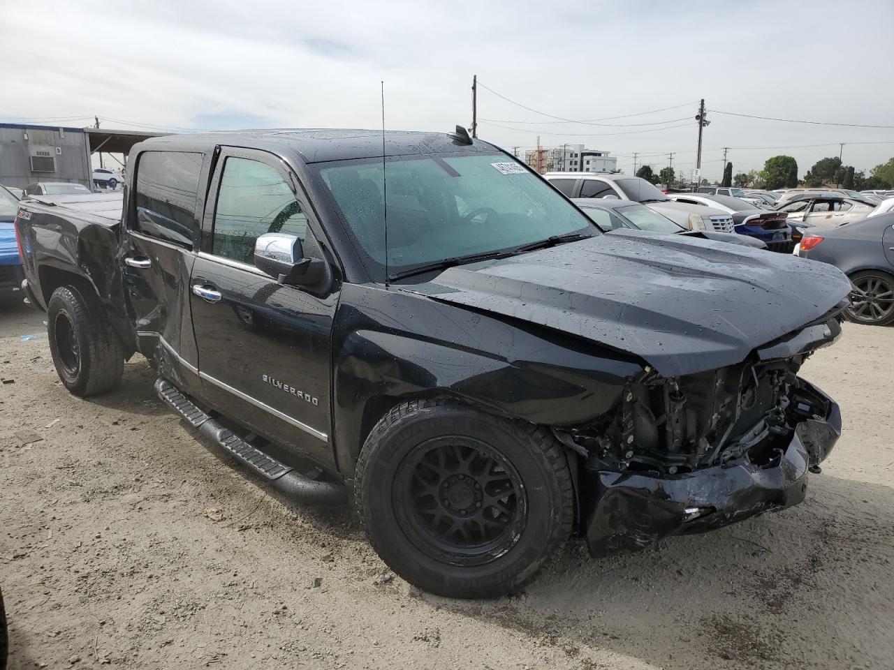 2016 Chevrolet Silverado - Image 4
