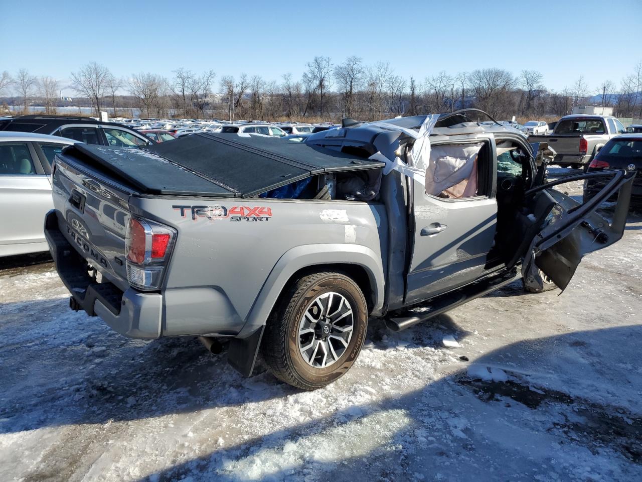 2020 Toyota Tacoma - Image 3