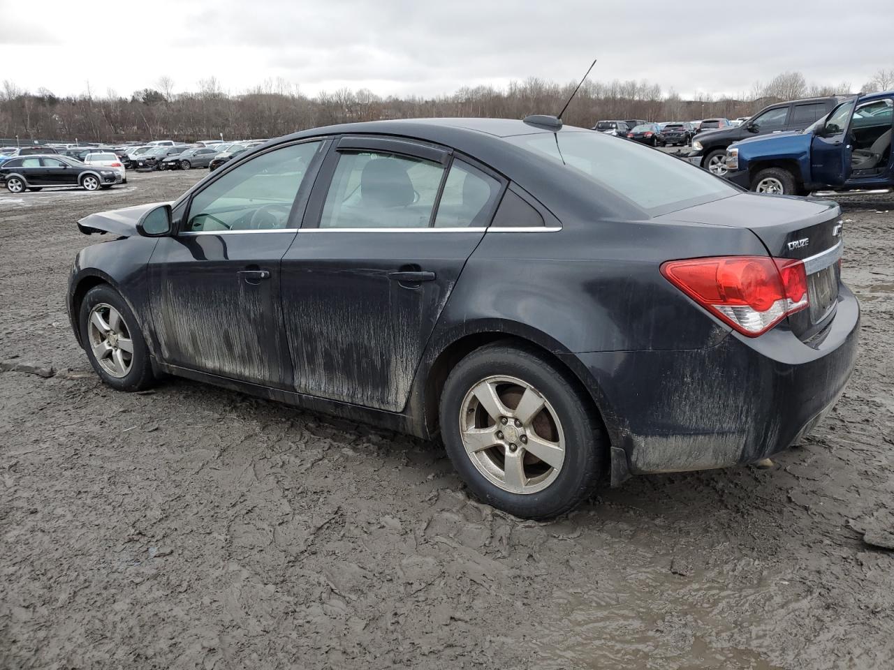 2015 Chevrolet Cruze - Image 2