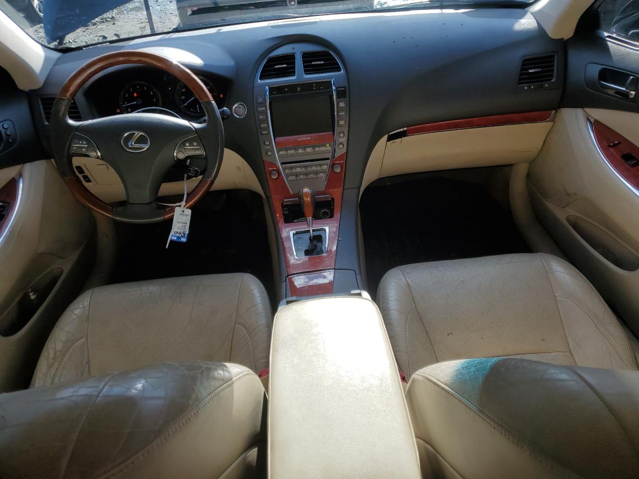 2011 Lexus ES - Image 8