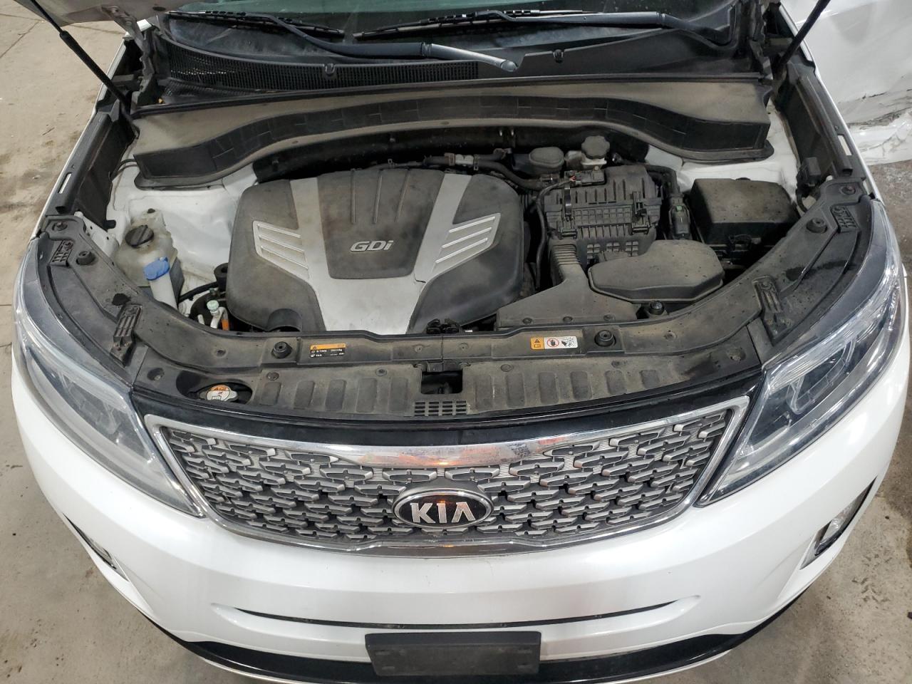 2015 Kia Sorento - Image 13