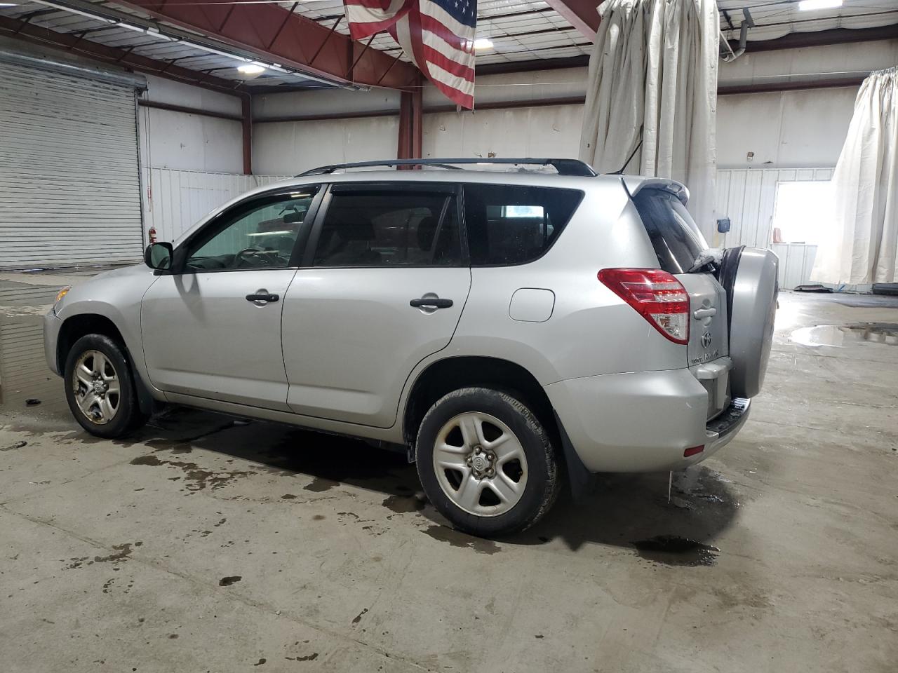 2010 Toyota RAV 4 - Image 2