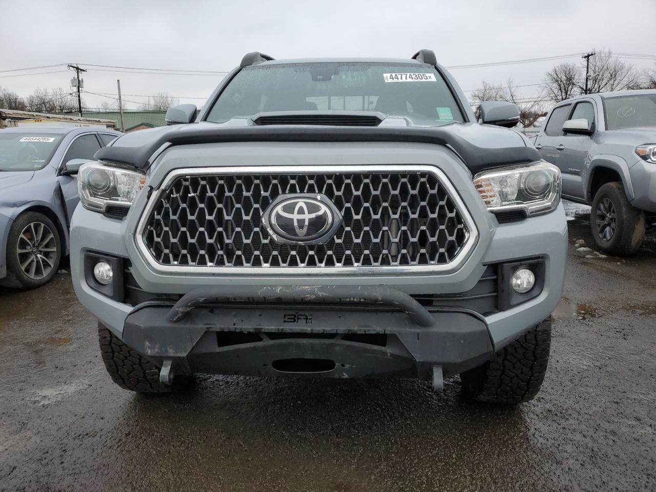 2019 Toyota Tacoma - Image 5