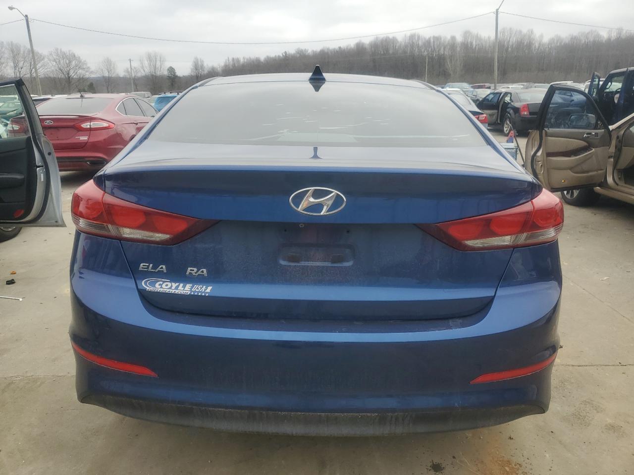 2017 Hyundai Elantra - Image 6