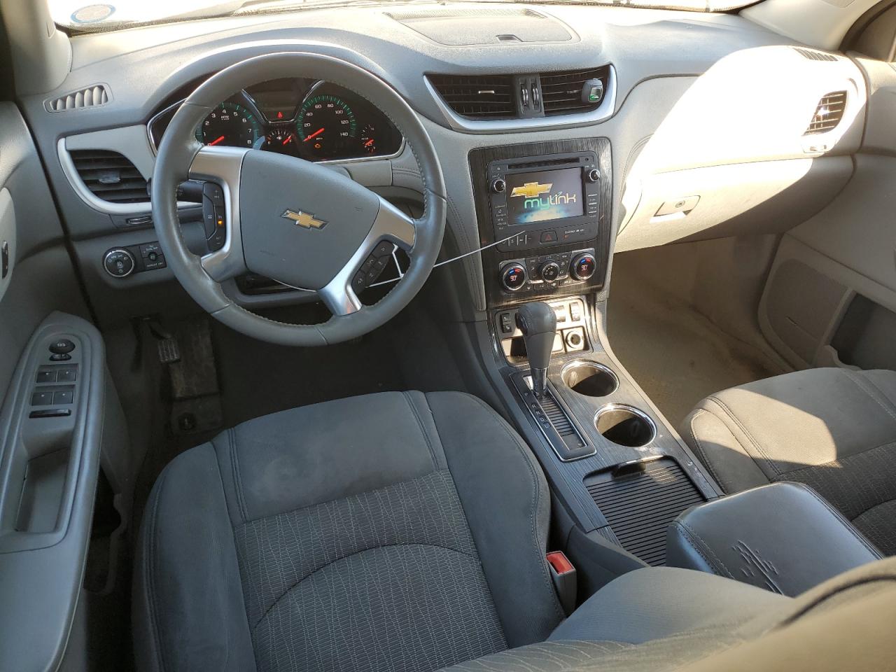 2015 Chevrolet Traverse - Image 8