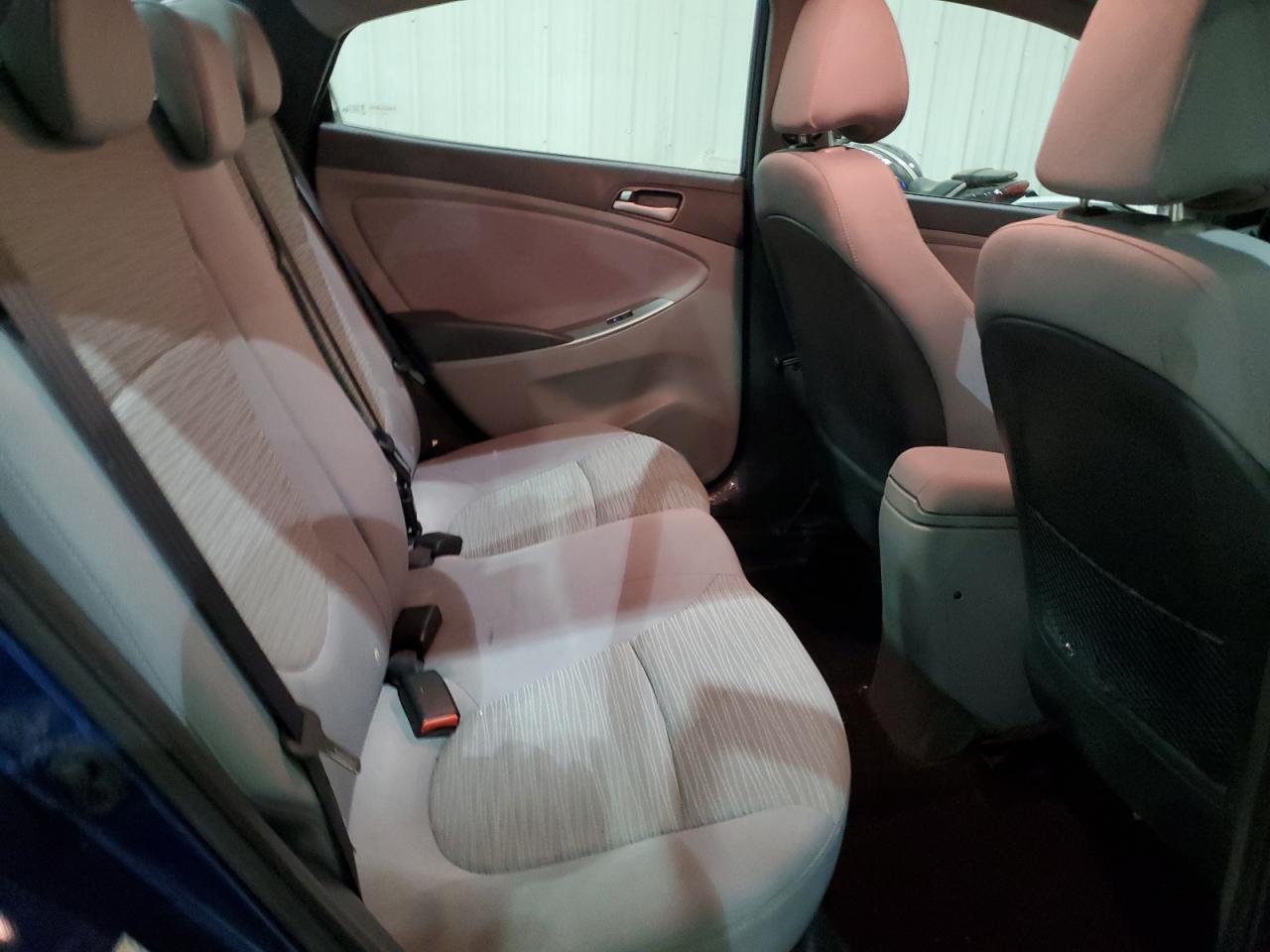 2015 Hyundai Accent - Image 10