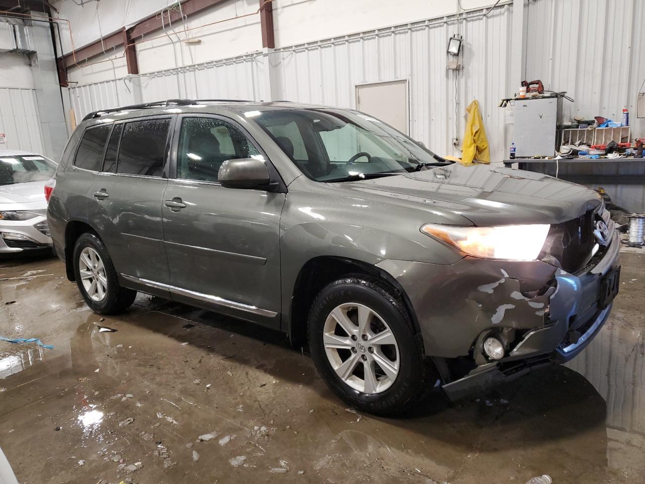 2011 Toyota Highlander - Image 4