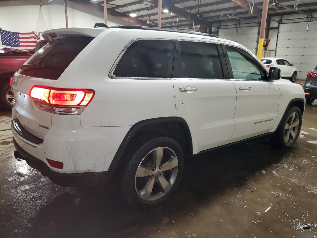 2016 Jeep Grand Cherokee - Image 3