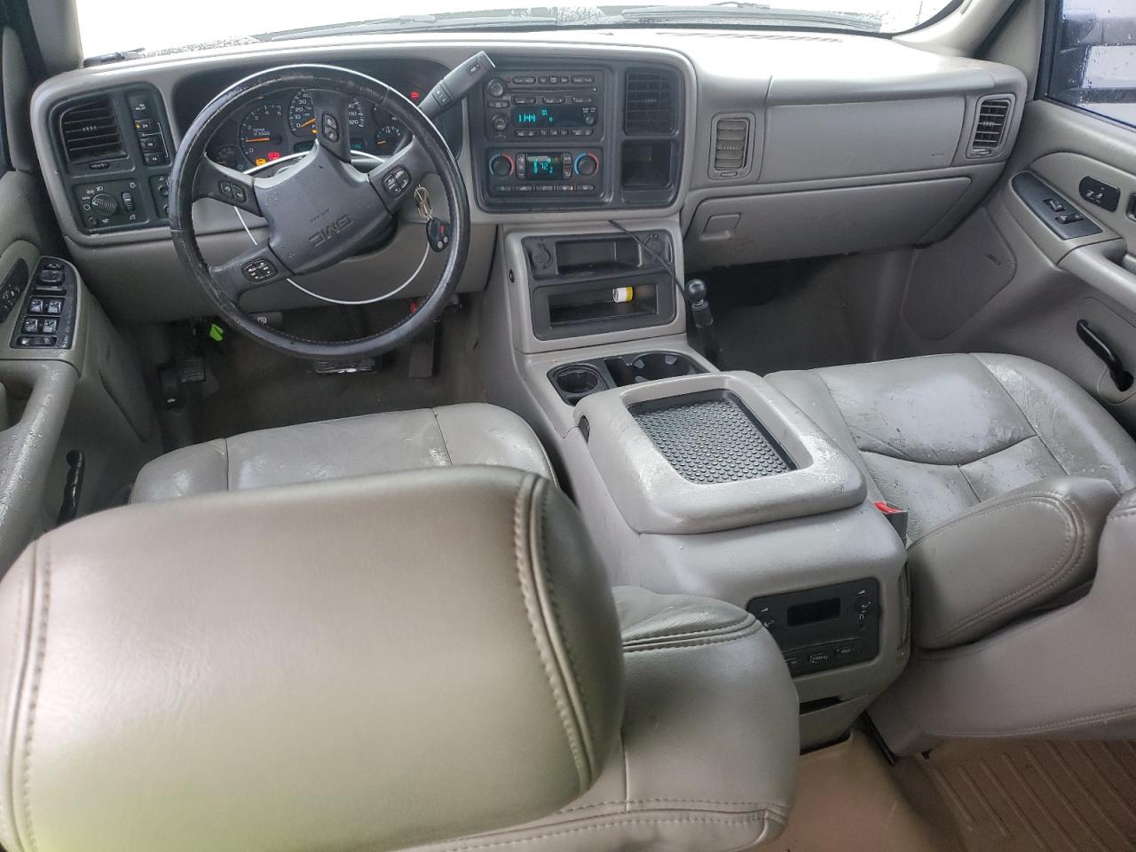 2006 GMC Sierra - Image 8