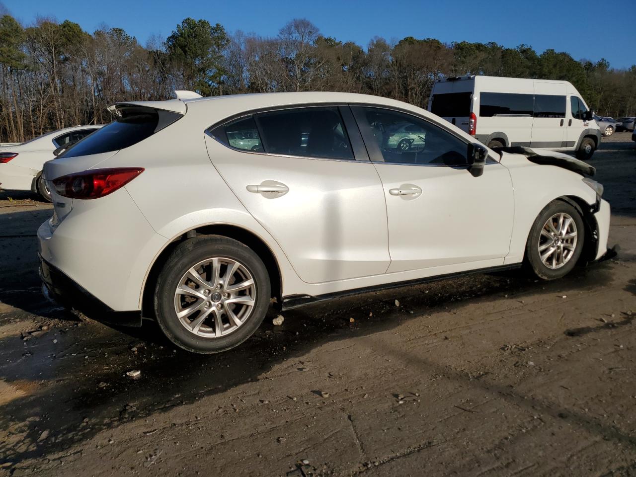 2014 Mazda 3 - Image 3