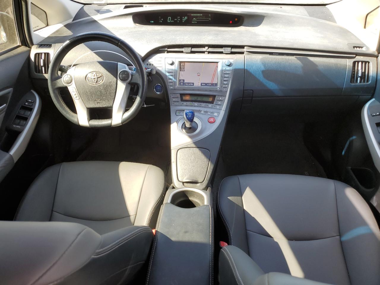 2012 Toyota Prius - Image 8