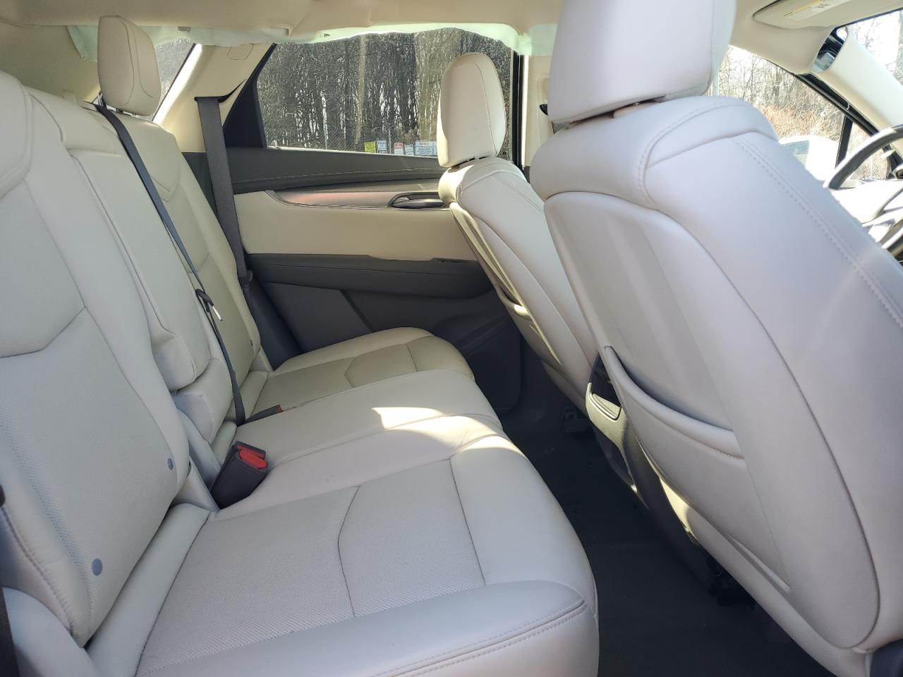 2017 Cadillac XT5 - Image 11